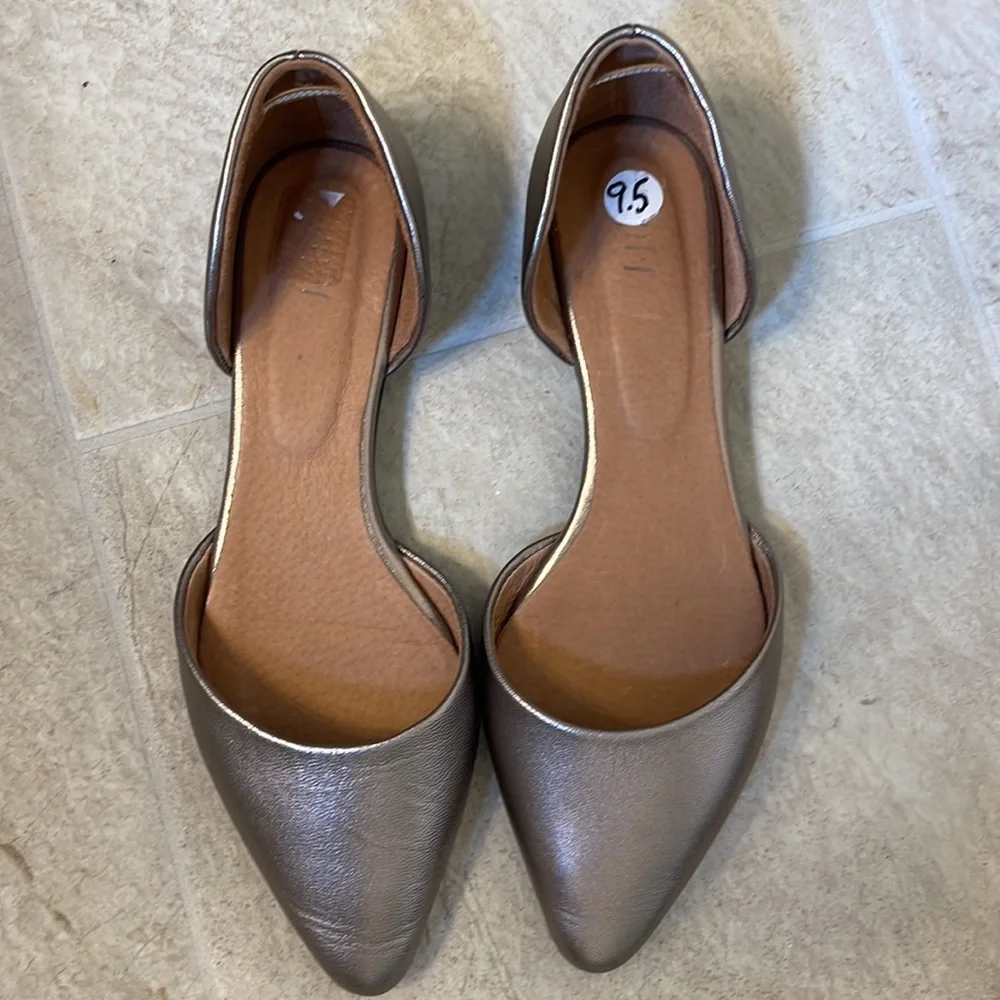 JJILL golden brown metallic tone d’orsay style with flat heels - Picture 2 of 5